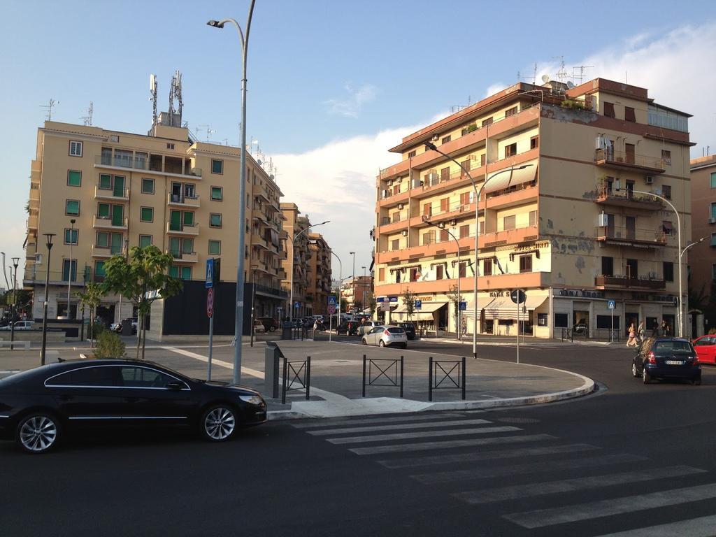 Hotel Mirti Roma Exterior foto